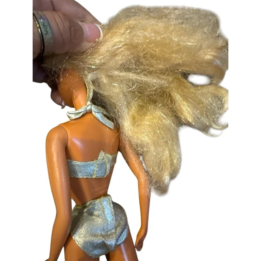 Mattel Sun Sensation Beach‎ Barbie Doll No Jewelry With Brush